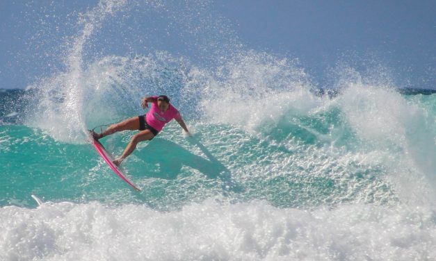 How to Learn Surf Photography From The Beach