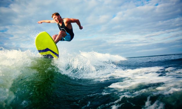 30 Quick Tips to Learn Surf Photography